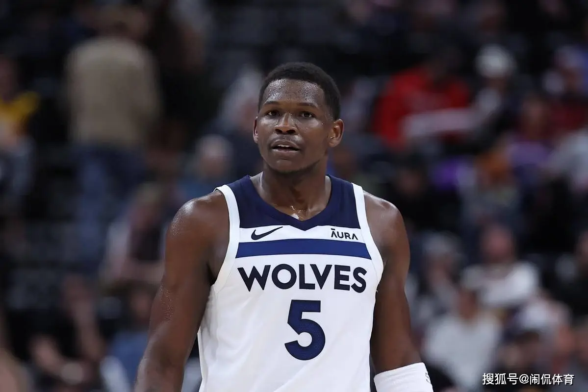 开云-包含转会期全明星赛传出新动向，纽约尼克斯防线松动，管理层表态——引发热议，资深球员宣示担当的词条-开云